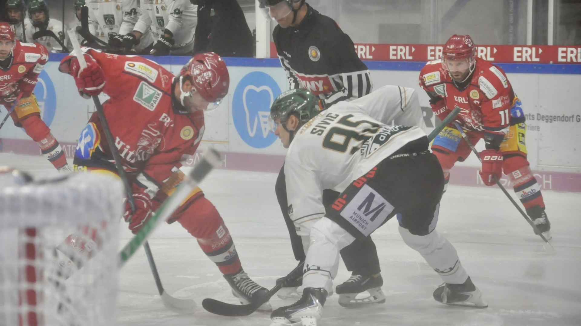 ERDING RINGT TABELLENFÜHRER DEGGENDORF NIEDER
